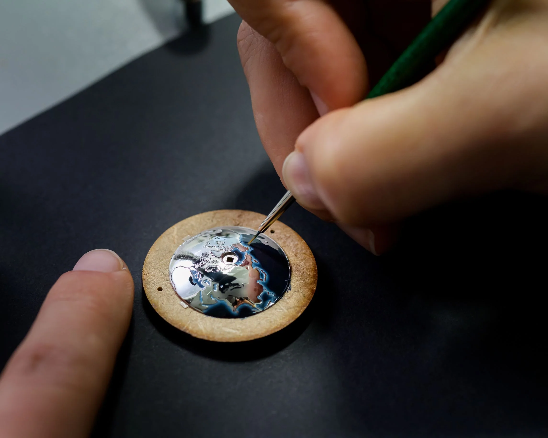 Arnold & Son Globetrotter Steel Opaline Limited Edition Watch - Image 6