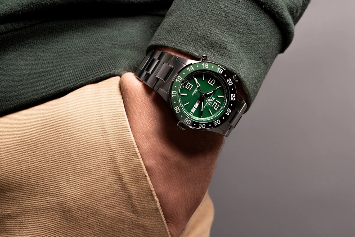 Ball Watch Company Roadmaster Marine GMT Limited Edition Watch - Image 9