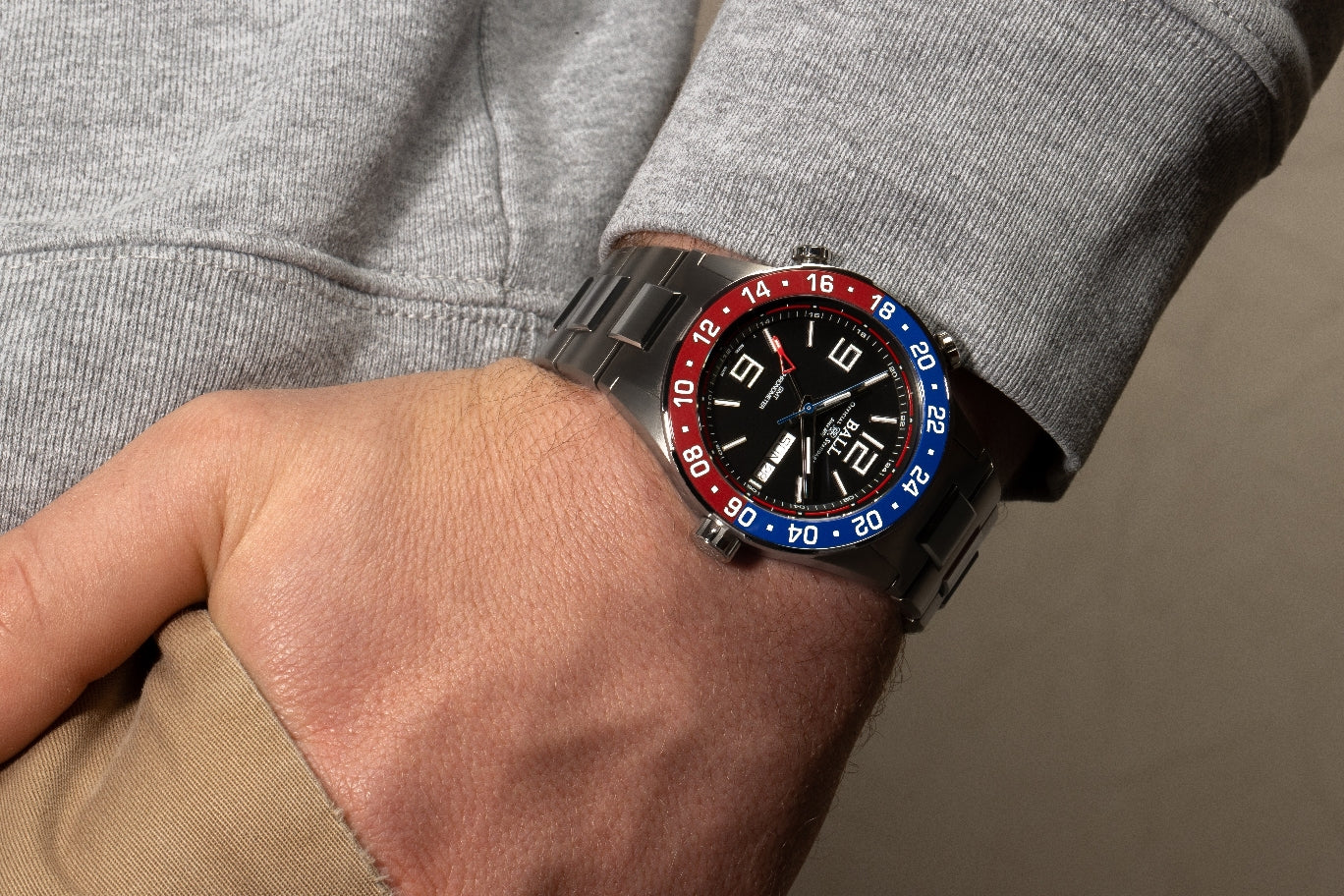 Ball Watch Company Roadmaster Marine GMT Limited Edition Watch - Image 9