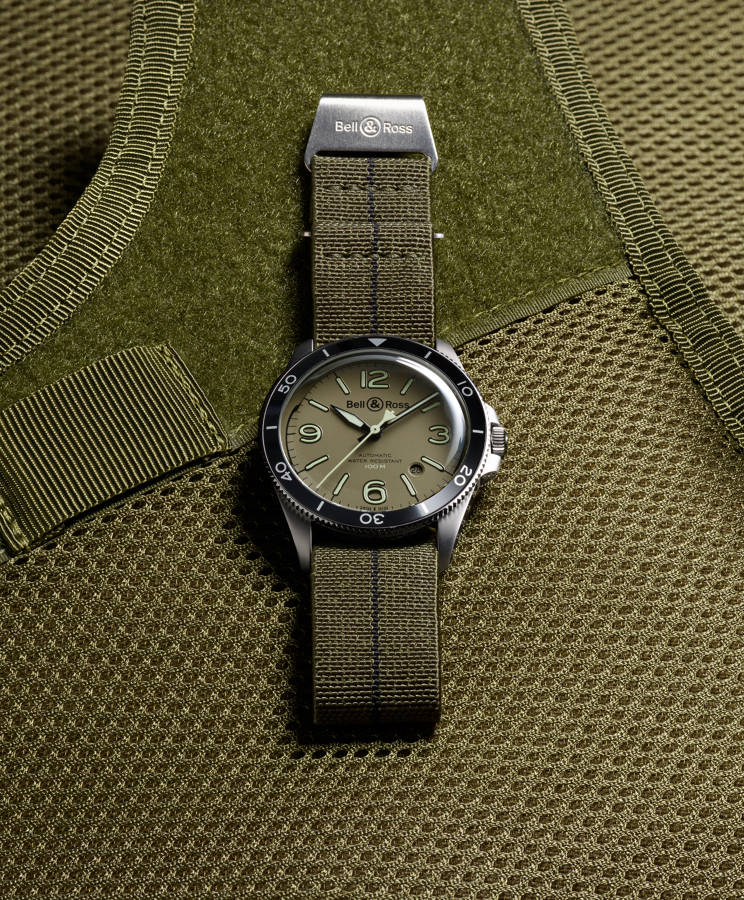 Bell & Ross Watch Vintage BR V2-92 Military Green Bracelet D - Image 3