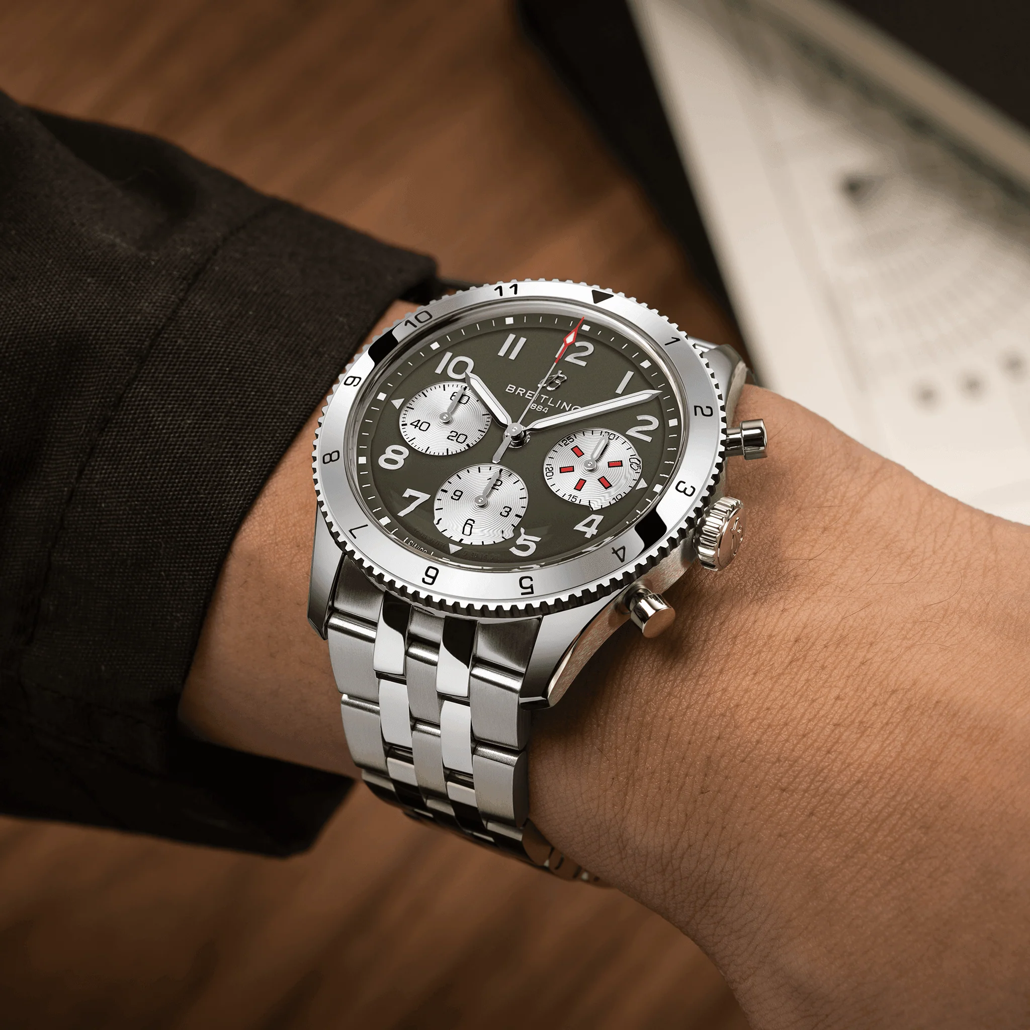 Breitling Classic AVI 42 Curtiss Warhawk Bracelet Watch - Image 4