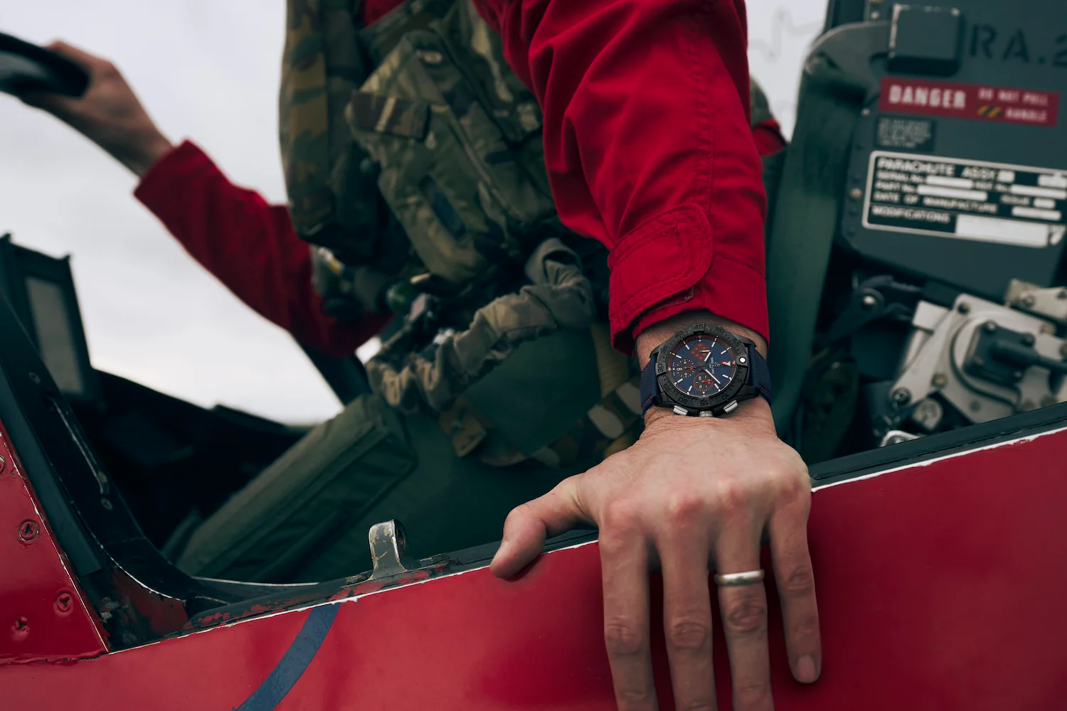 Breitling Avenger B01 44 Night Mission Red Arrows Watch - Image 7