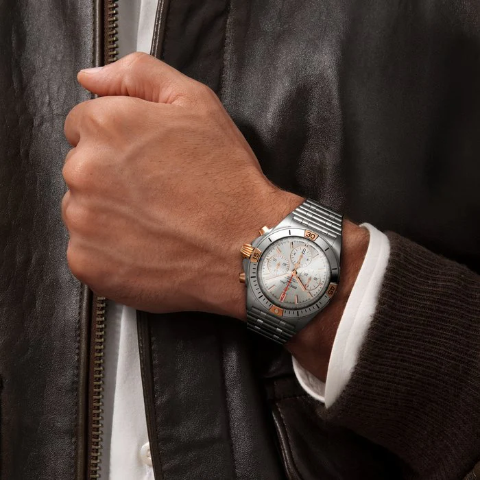 Breitling Chronomat B01 42 Silver Bracelet Watch - Image 5