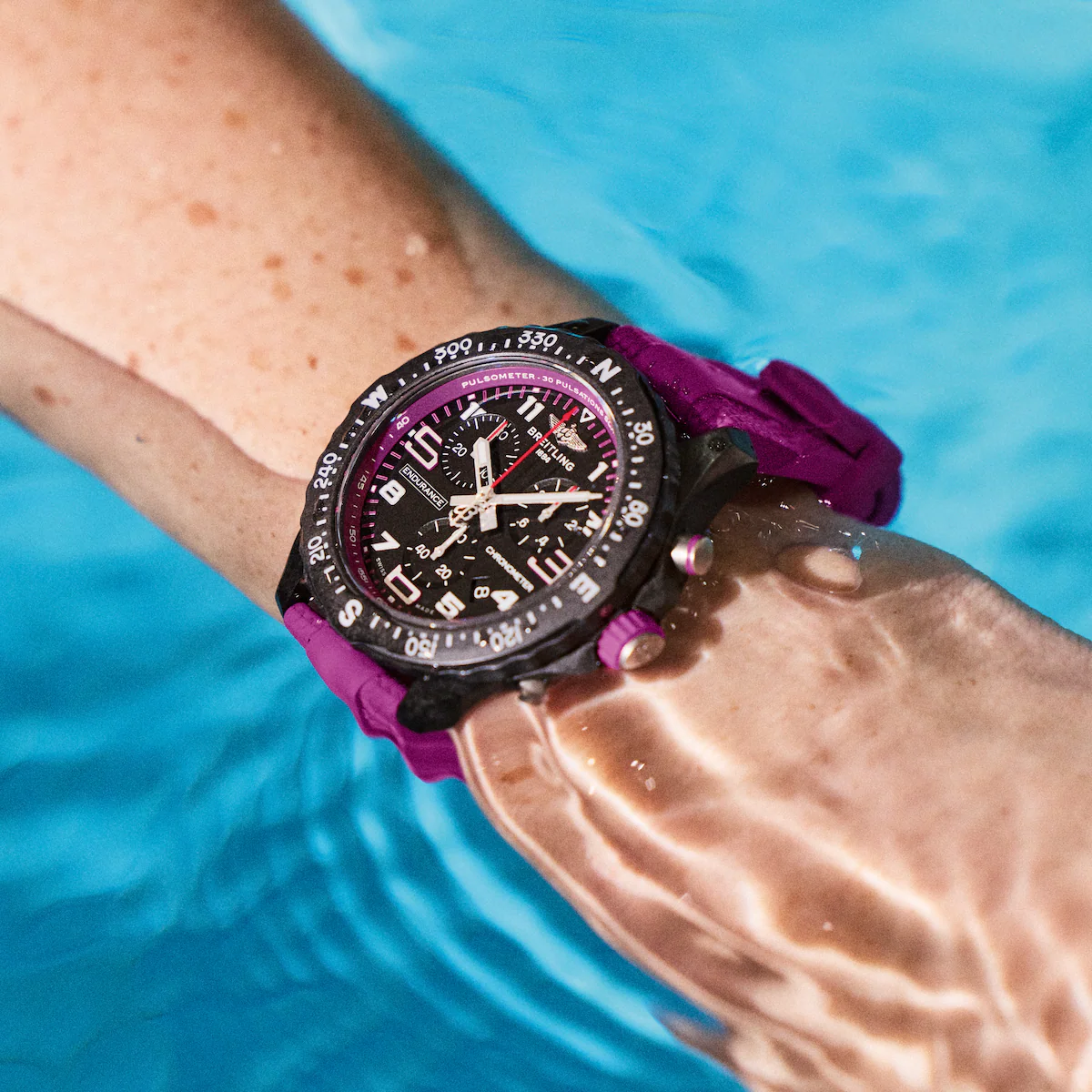 Breitling Professional Endurance Pro 38 Purple Watch - Image 4