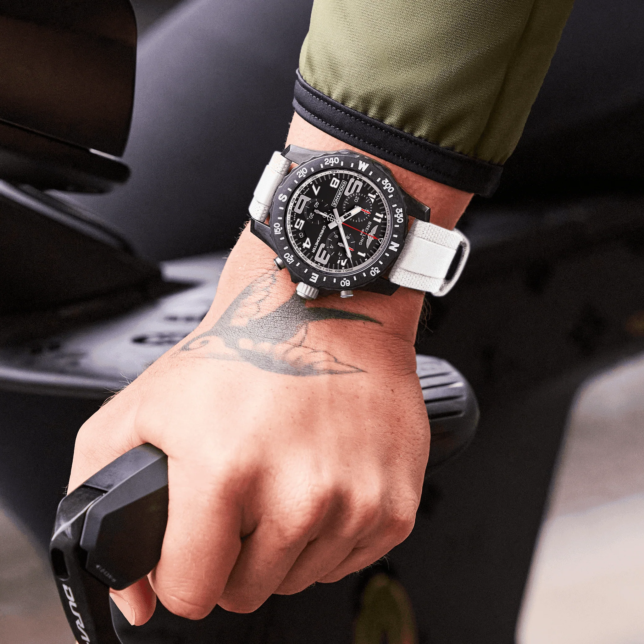 Breitling Endurance Pro 44 White Watch - Image 6
