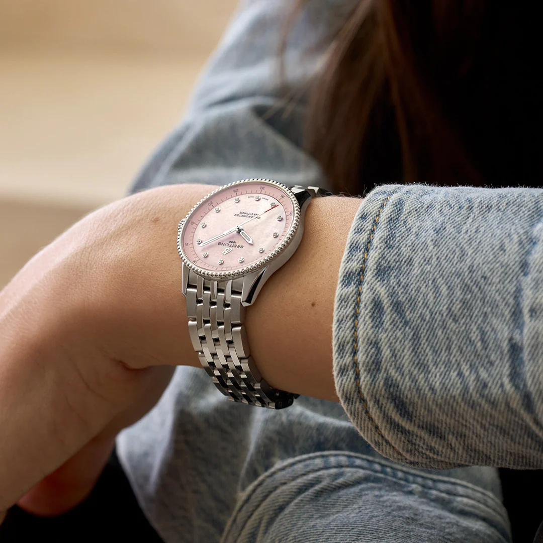 Breitling Navitimer 32 Watch - Image 4