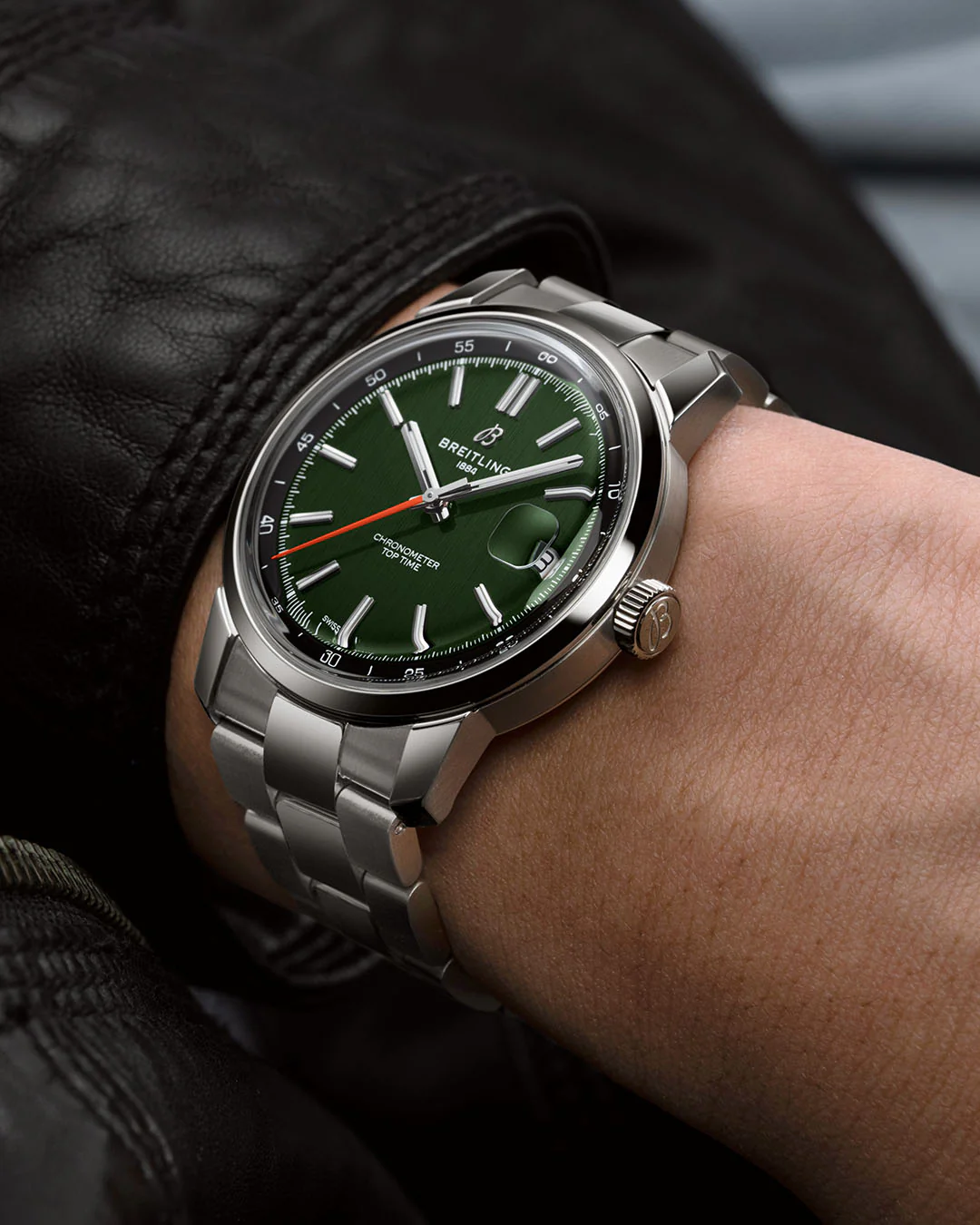 Breitling Top Time B31 Green Bracelet Watch - Image 3