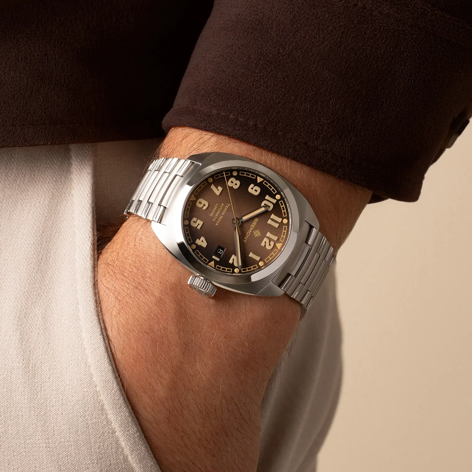 Bremont Terra Nova 40.5 Date Caramel Bracelet Limited Edition Watch - Image 4