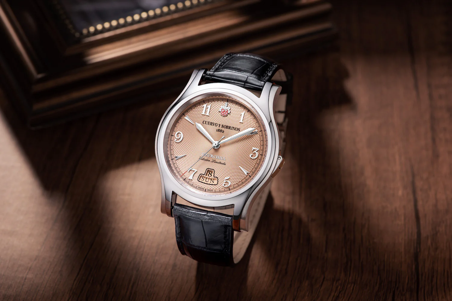 Cuervo y Sobrinos Watch Robusto Churchill Day Date Limited Edition - Image 11