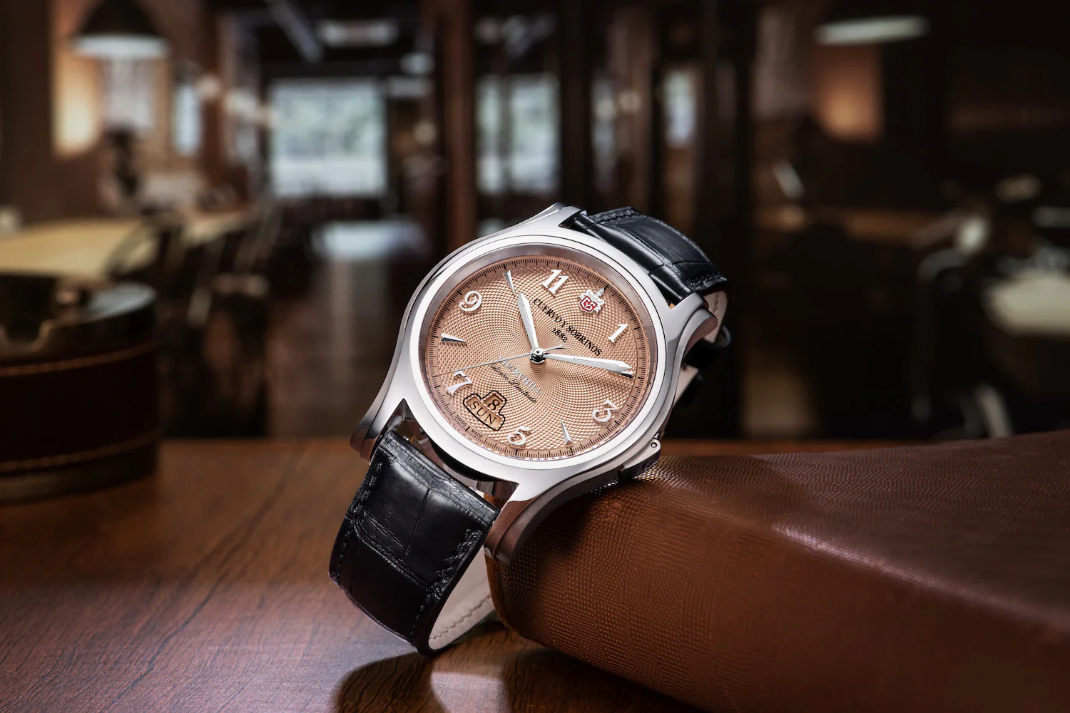 Cuervo y Sobrinos Watch Robusto Churchill Day Date Limited Edition - Image 9