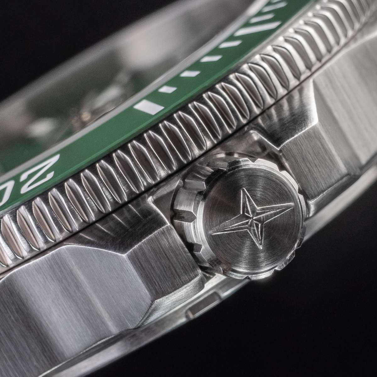 Davosa Argonautic BG Automatic Green Watch - Image 4