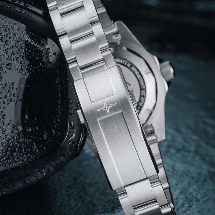 Davosa Watch Ternos Diver Blue Lagoon Tri Link Limited Edition - Image 11