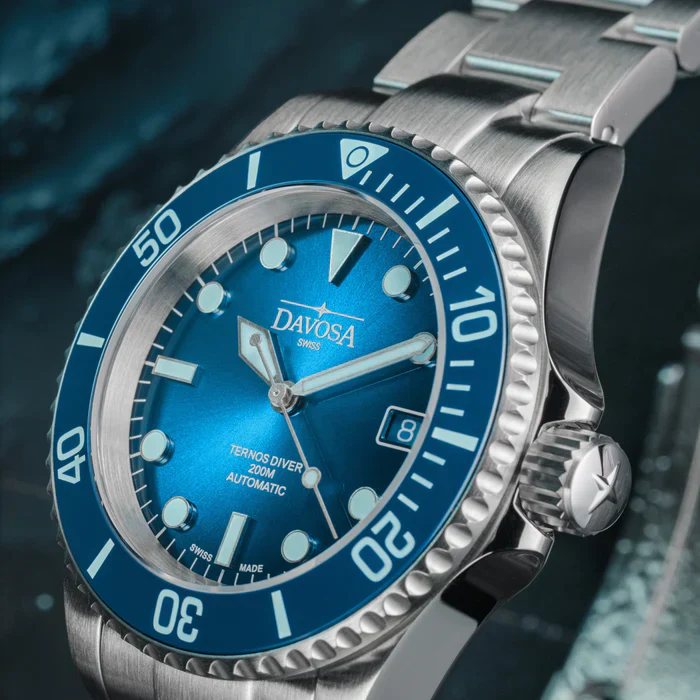 Davosa Watch Ternos Diver Blue Lagoon Tri Link Limited Edition - Image 3