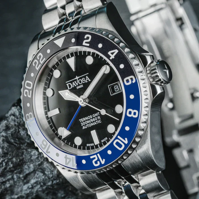 Davosa Watch Ternos GMT Blue and Black Penta link - Image 4
