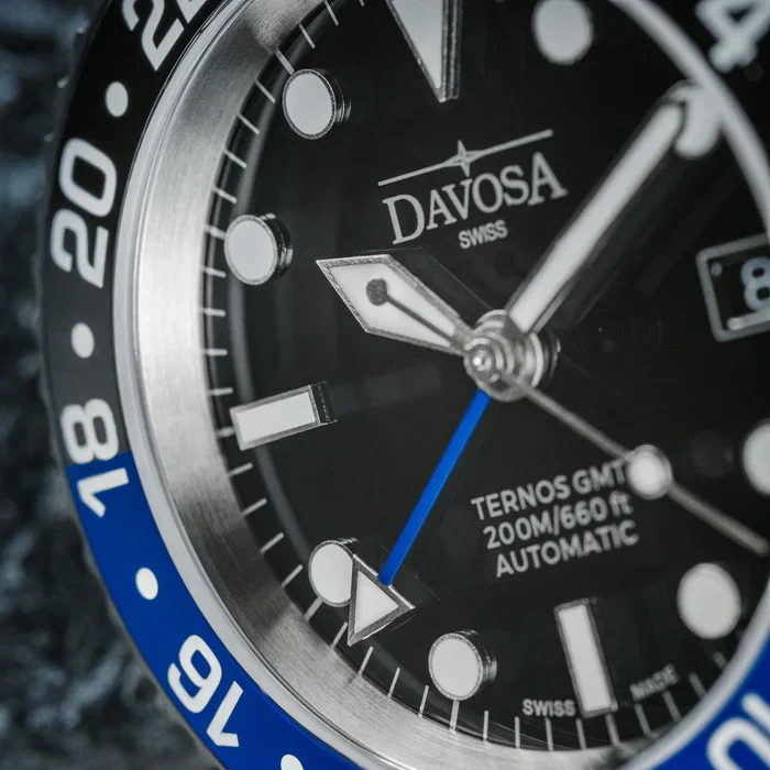 Davosa Watch Ternos GMT Blue and Black Penta link - Image 6