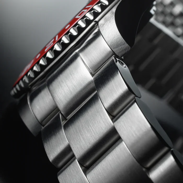 Davosa Watch  Ternos GMT Red and Blue Tri Link - Image 7