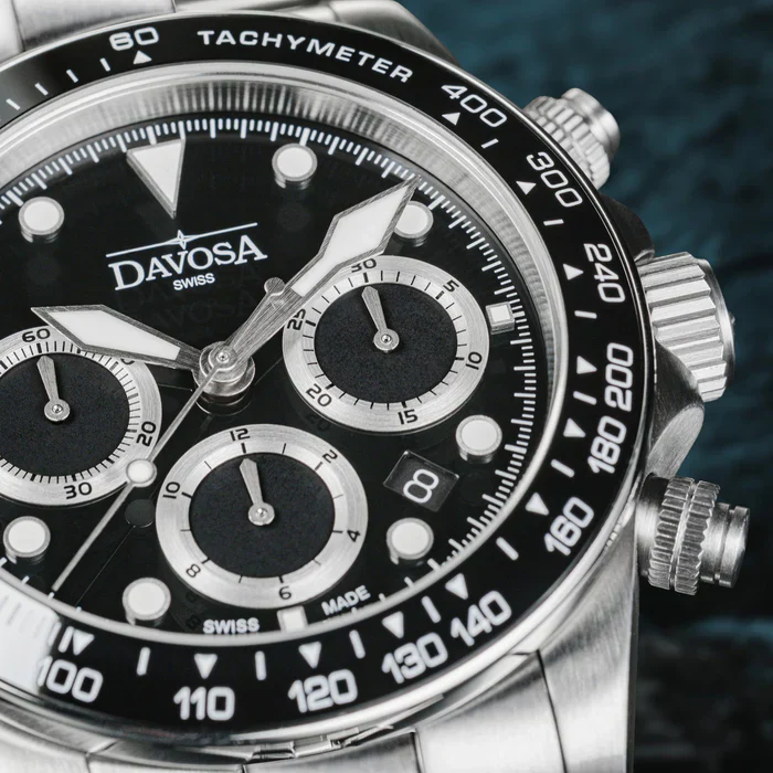 Davosa Watch Ternos Professional Chronograph Black Dial Tri Link Bracelet Watch - Image 3