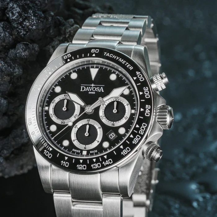 Davosa Watch Ternos Professional Chronograph Black Dial Tri Link Bracelet Watch - Image 5