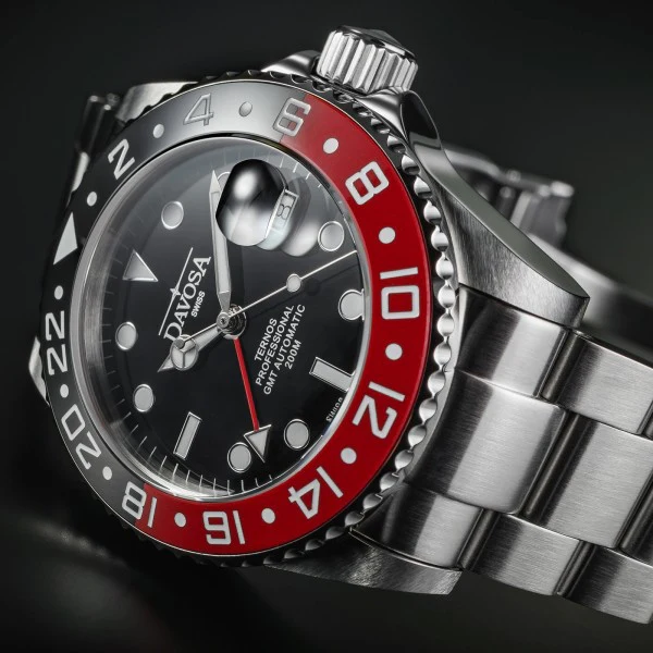 Davosa Ternos Professional GMT Tri Bracelet Watch - Image 2