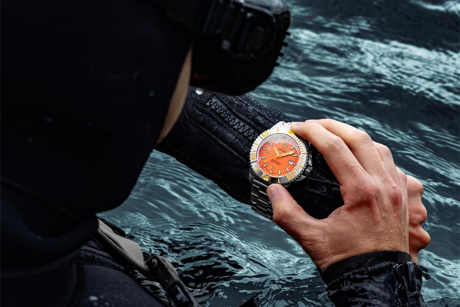 Delma Blue Shark IV Orange Limited Edition Watch - Image 5
