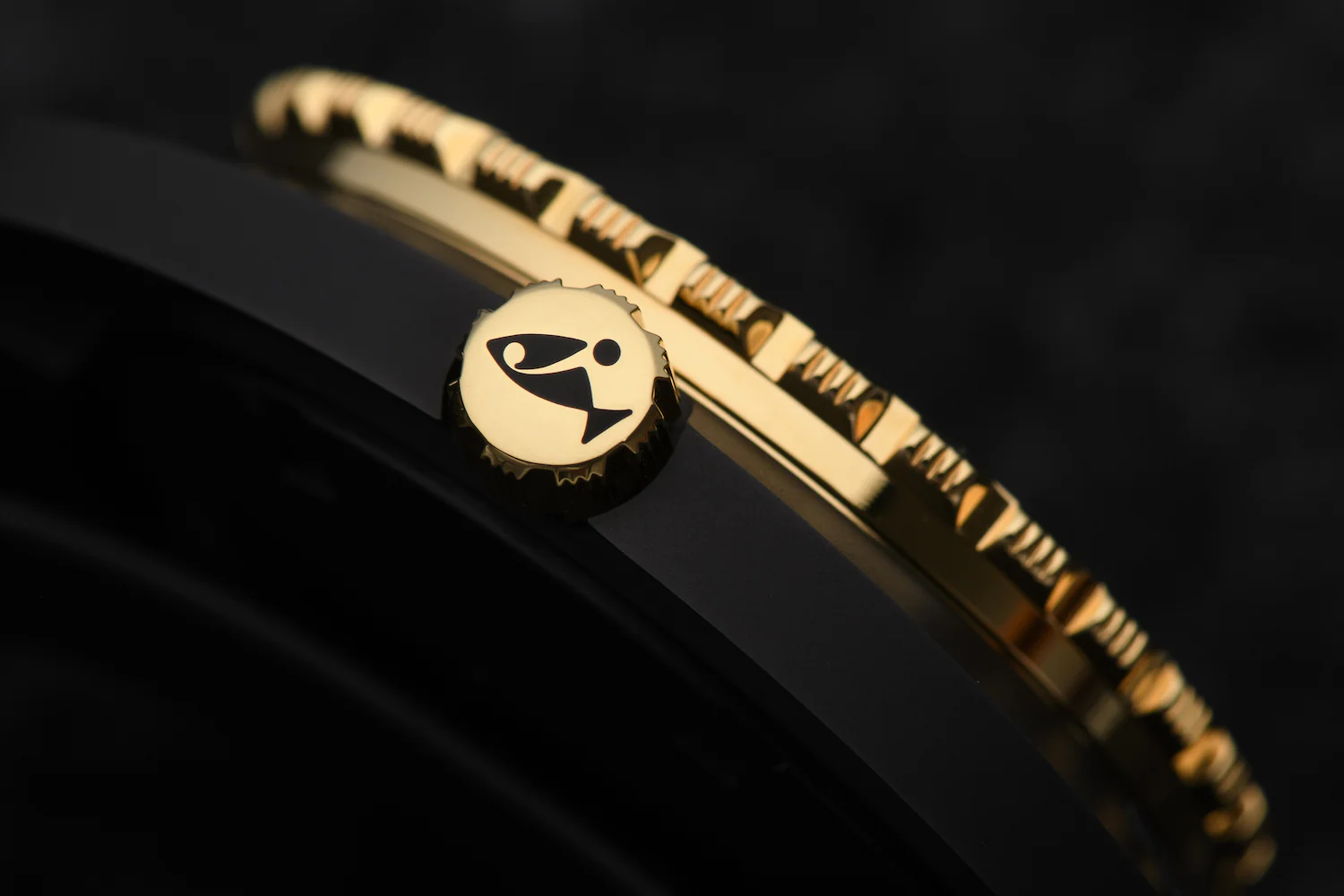 Doxa SUB 300 Beta Sharkhunter Watch - Image 5