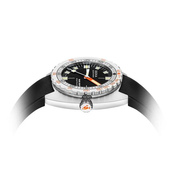 Doxa SUB 300T Sharkhunter Rubber Watch - Image 3