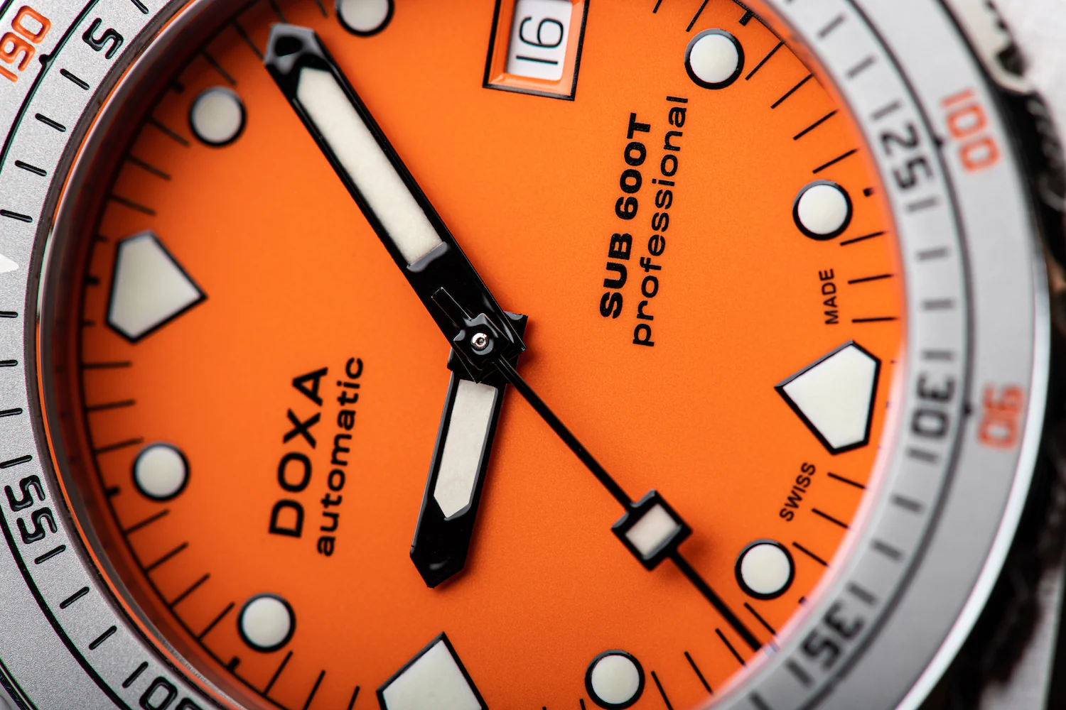 Doxa SUB 600T Professional Rubber D - Image 4