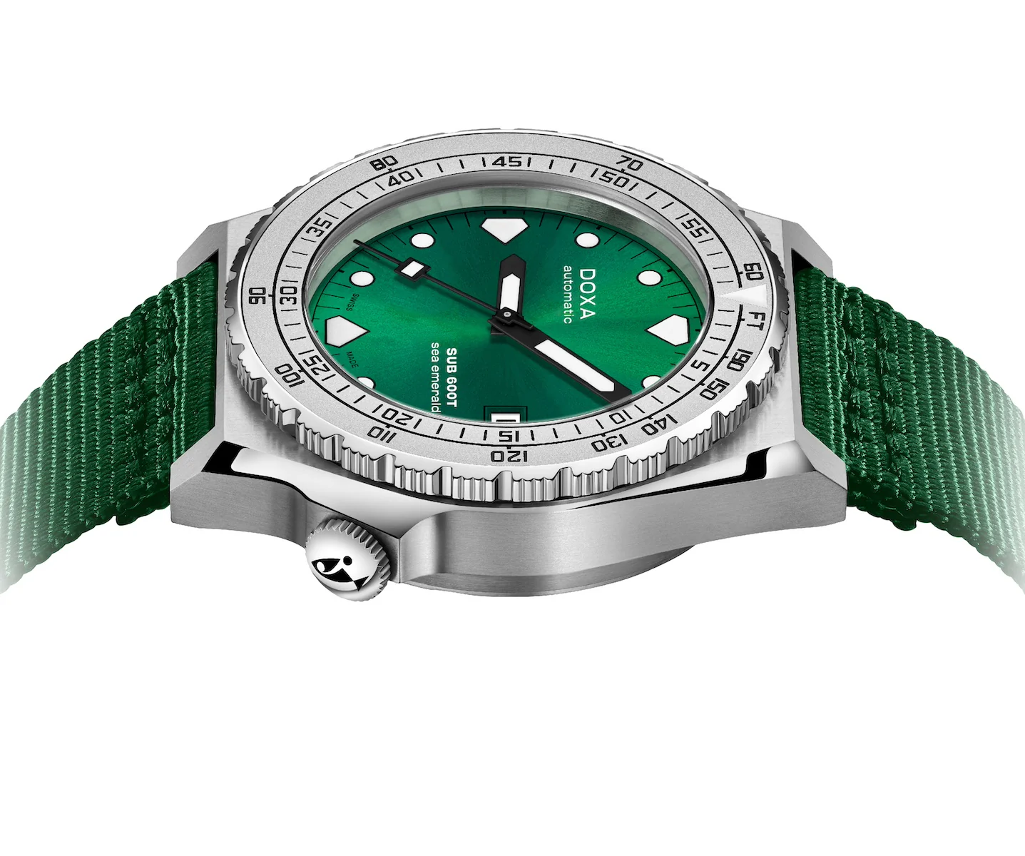 Doxa SUB 600T Sea Emerald Nato Watch - Image 3