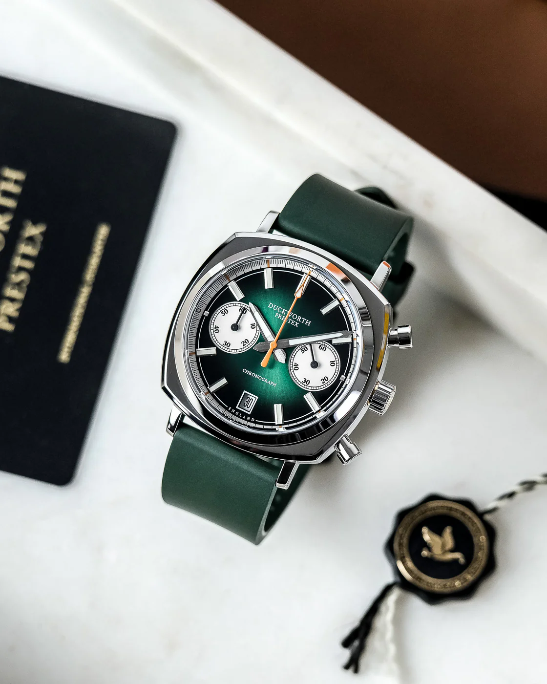 Duckworth Prestex Chronograph 42 Green Green Rubber Watch - Image 6