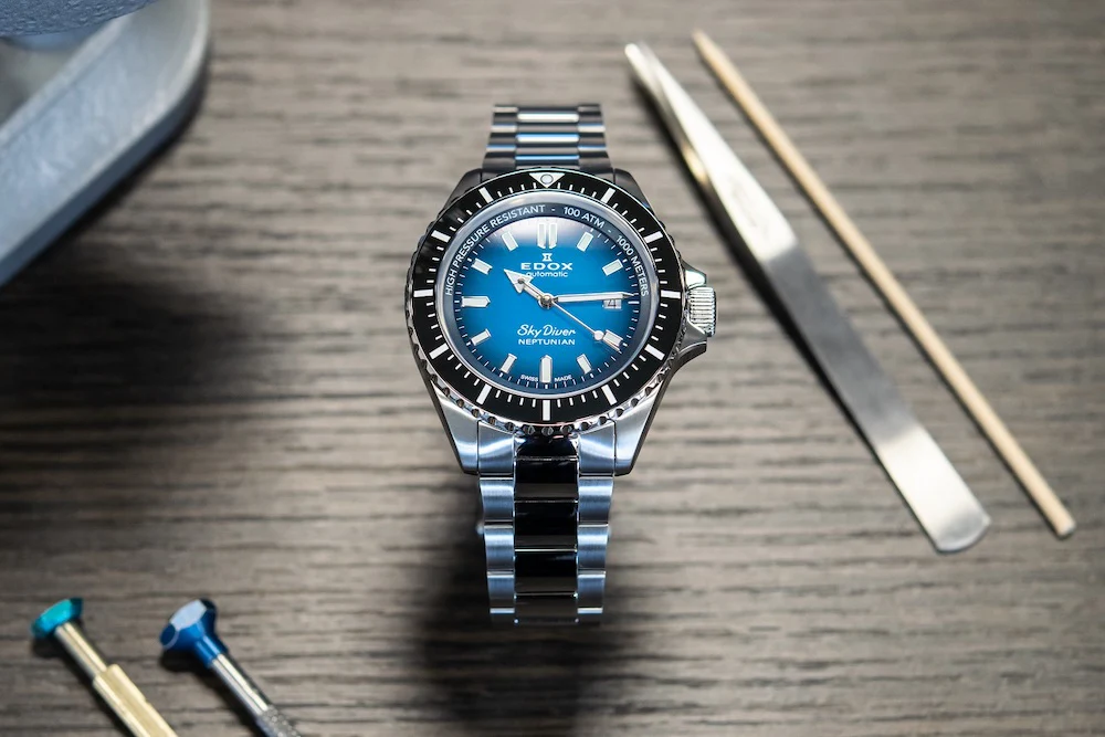 Edox Skydiver Neptunian Automatic 3 Hands Watch - Image 11