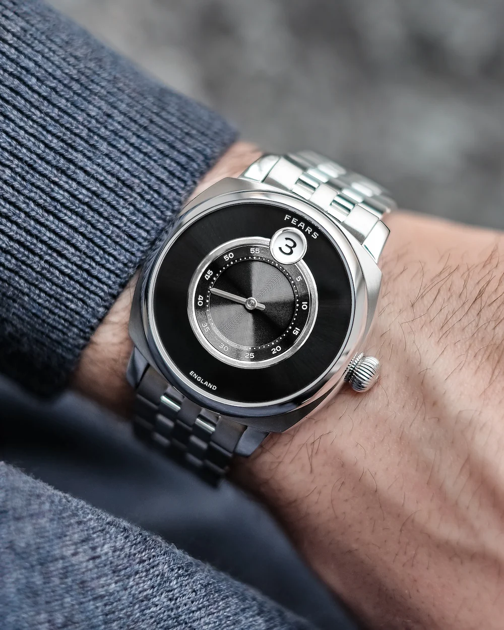 Fears Brunswick 40.5 Jump Hour Raven Black Bracelet Watch - Image 3
