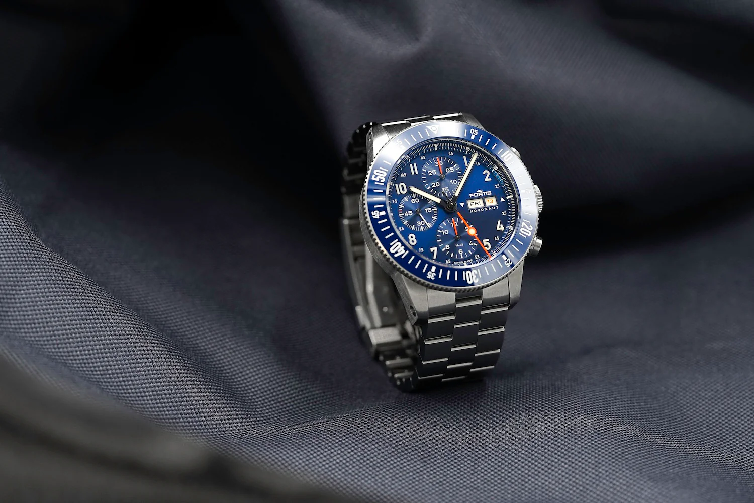 Fortis Novonaut N-42 Cobalt Blue Edition Bracelet Watch - Image 6