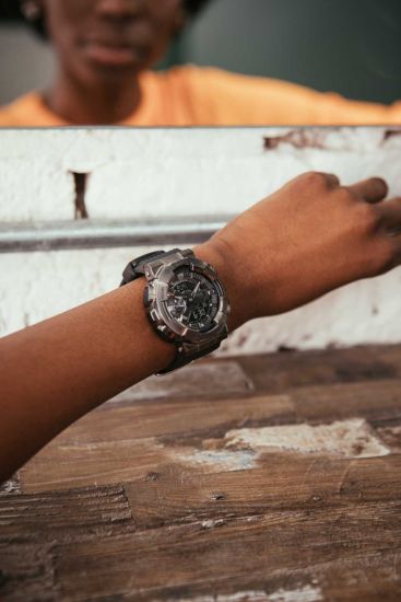 G-Shock GM-110 Metal Covered Black on Black Edition - Image 3