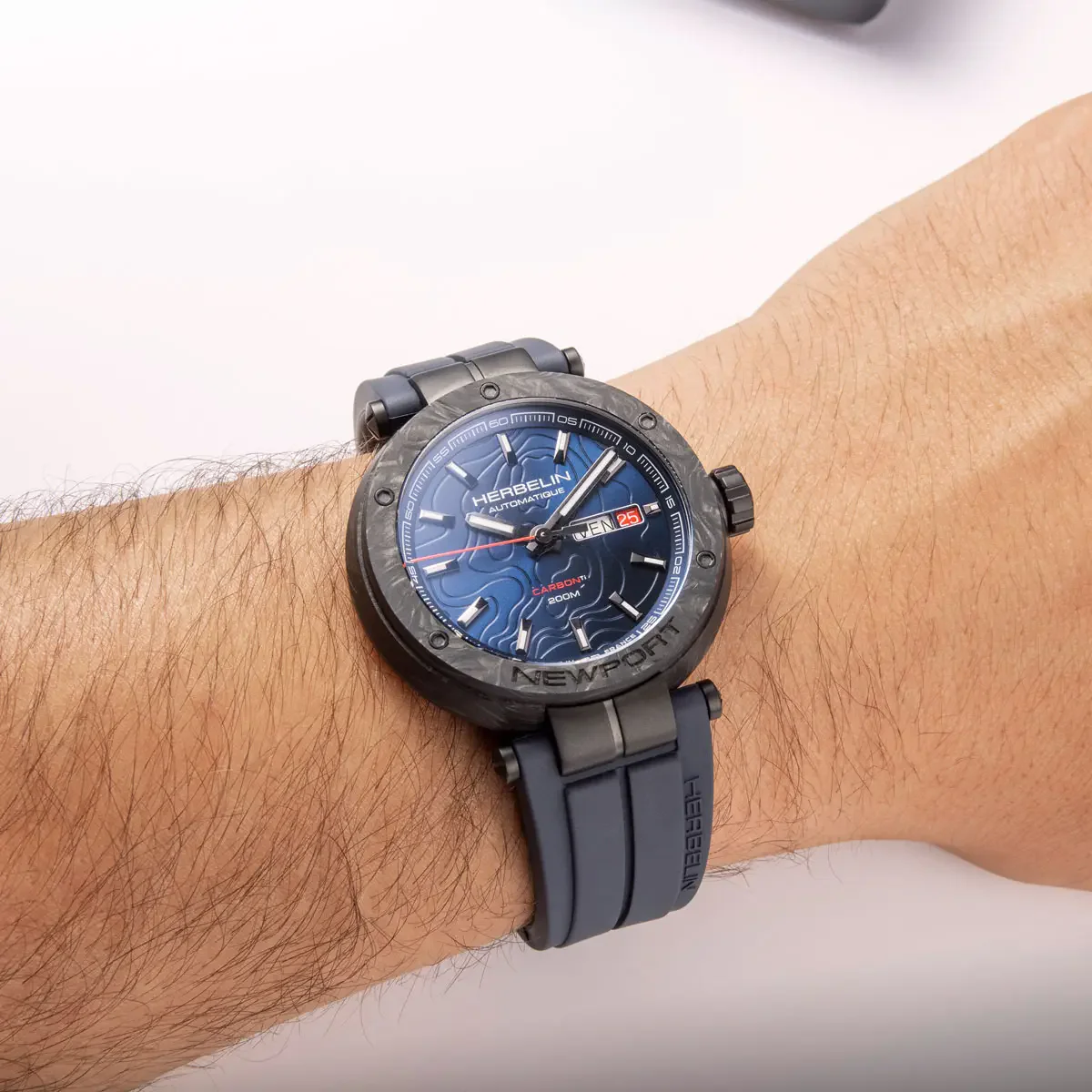 Herbelin Newport Carbon Titanium Watch - Image 4