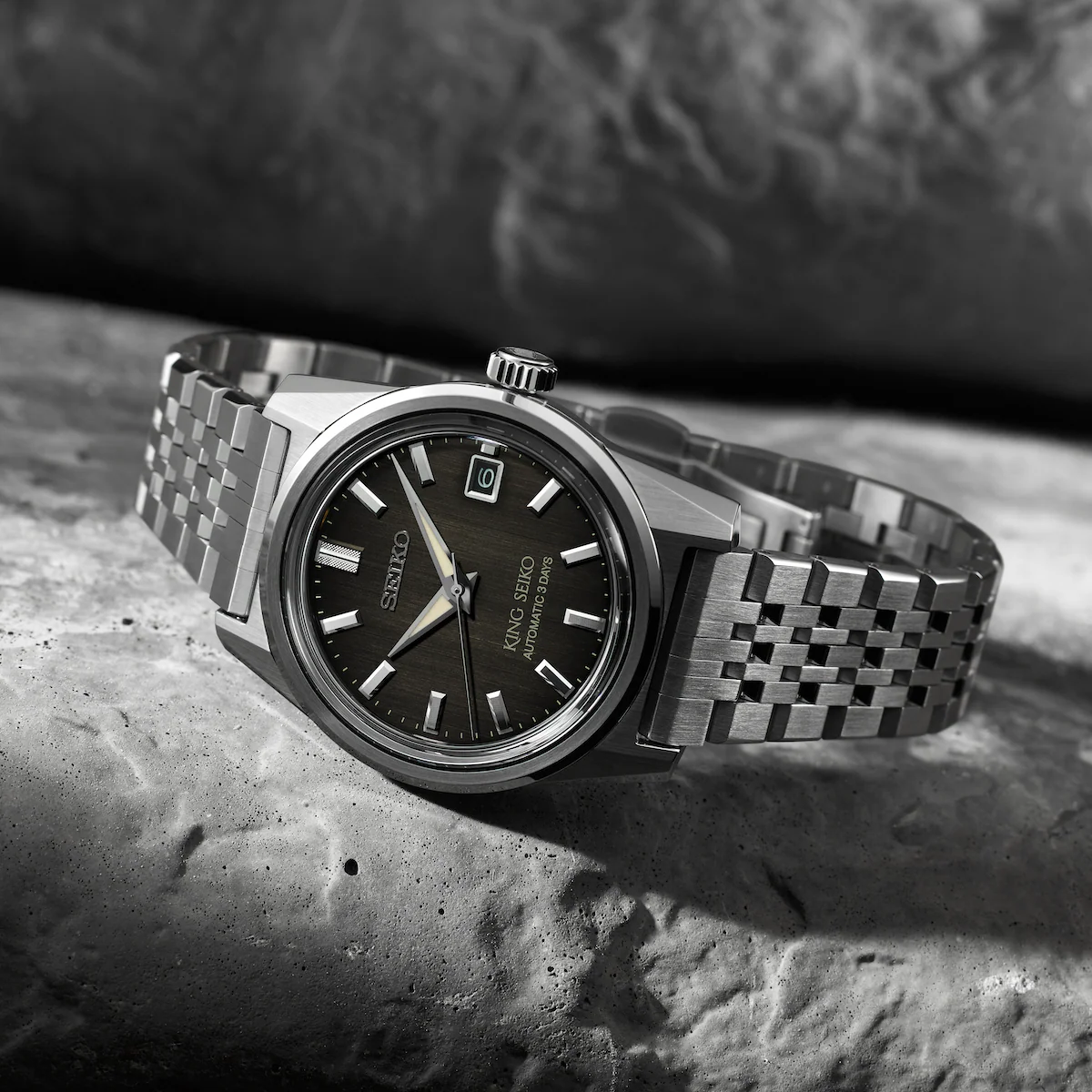 King Seiko KSK Charcoal Suit 6R 3 Day Power Reserve - Image 4
