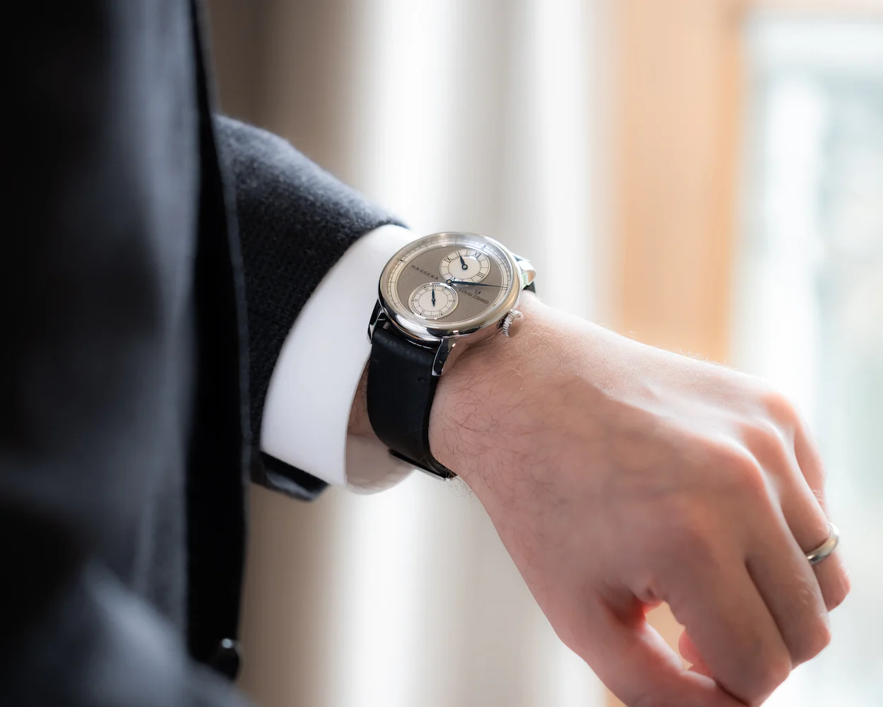 Louis Erard Excellence Le Regulateur Louis Erard x Massena LAB Limited Edition Watch - Image 7
