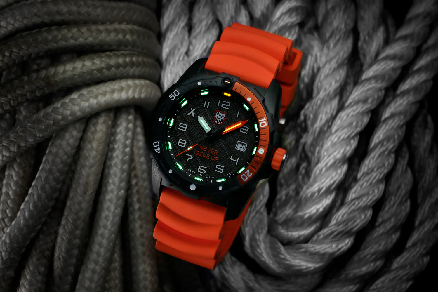 Luminox Bear Grylls Survival Never Give Up Watch - Image 8