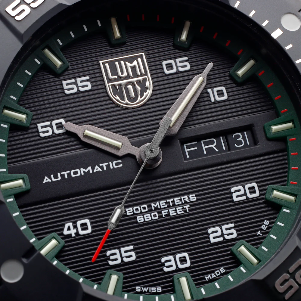 Luminox Master Carbon Seal 3860 Series Automatic Watch - Image 6