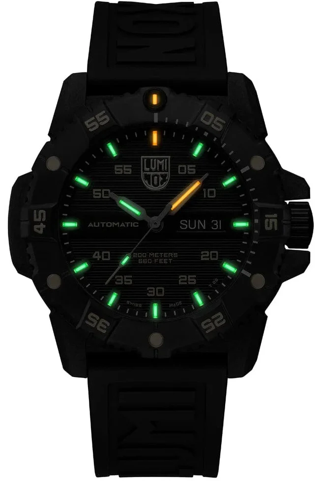 Luminox Master Carbon Seal 45mm 3860 Series Limited Edition Watch - Image 2