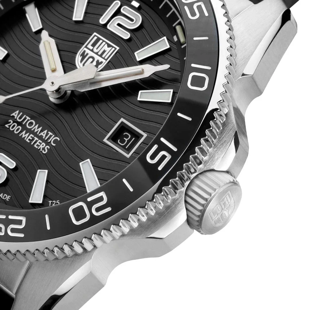 Luminox Pacific Diver 42mm 3100 Series Watch - Image 5