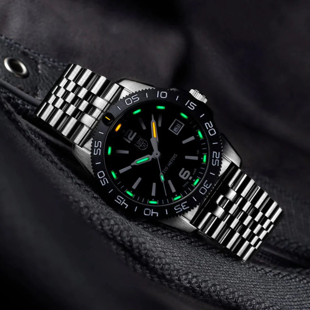 Luminox Pacific Diver Ripple Collection 3120M Series Watch - Image 9