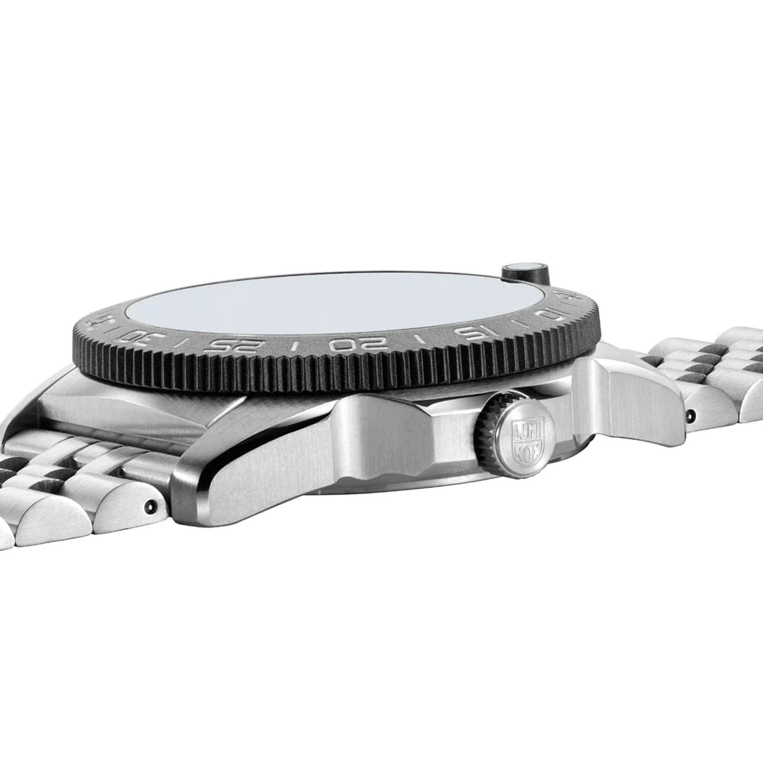 Luminox Pacific Diver Ripple Collection 3120M Series Watch - Image 6