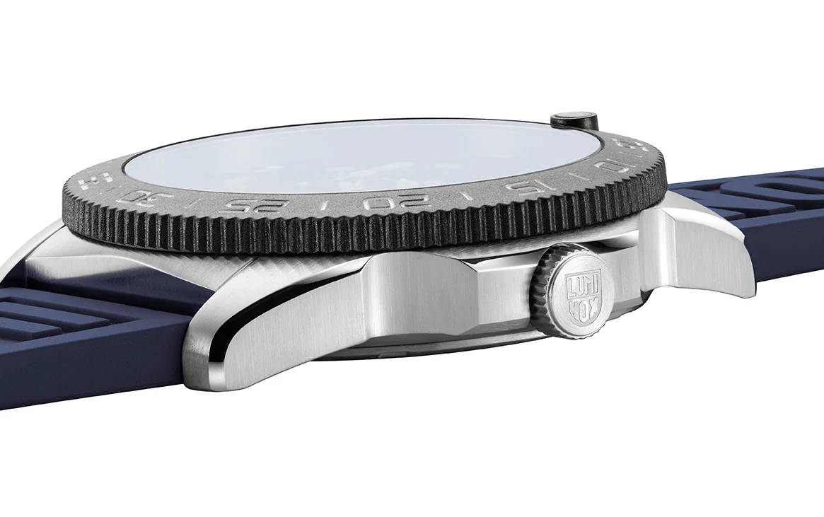 Luminox Watch Sea Pacific Diver 3120 Series D - Image 5