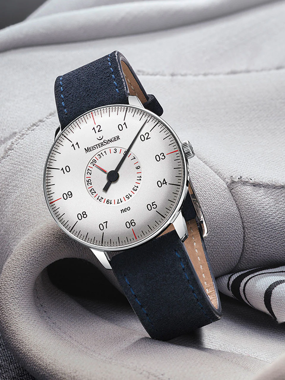 MeisterSinger Watch NEO Pointer Date - Image 4