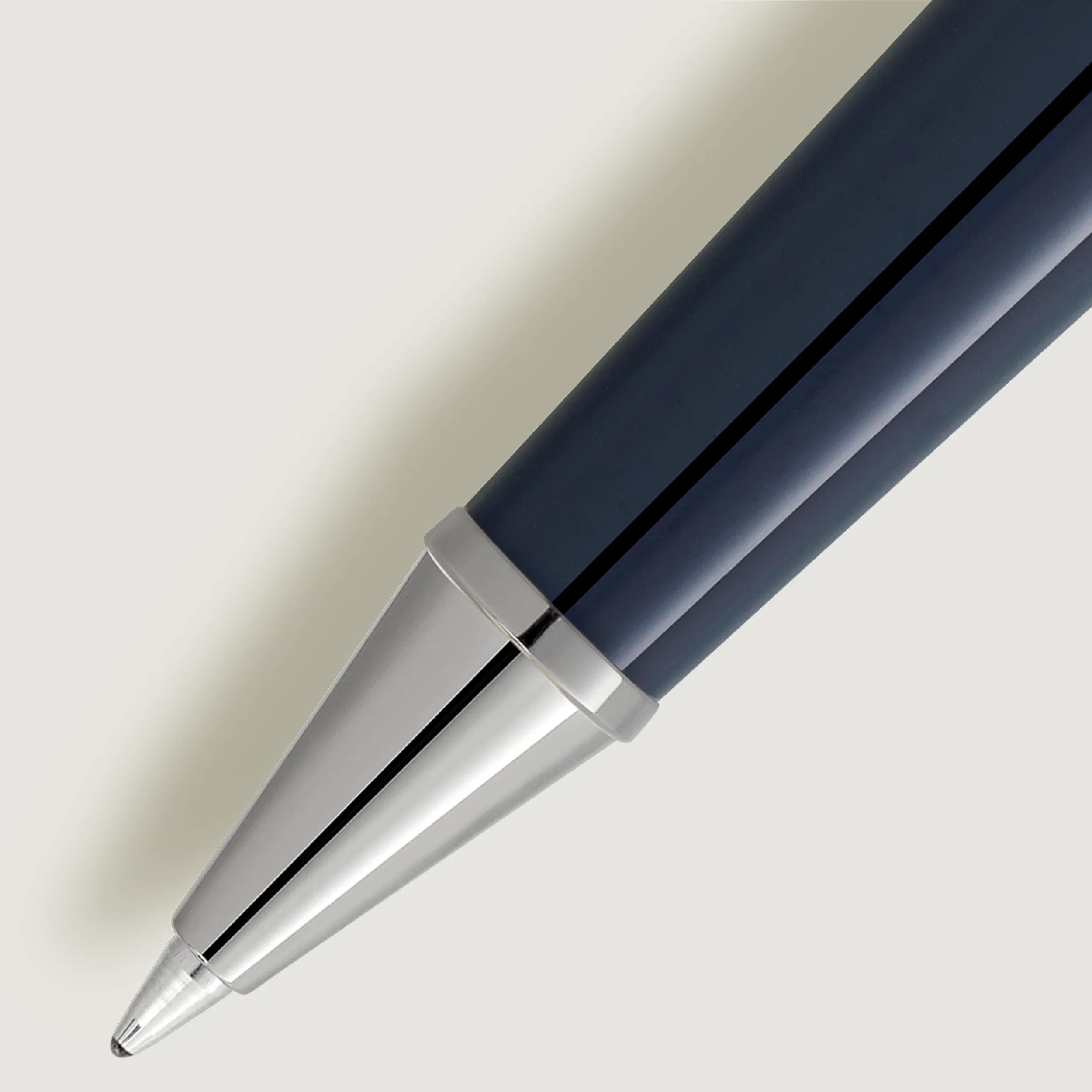Montblanc Meisterstück Around the World in 80 Days Classique Rollerball - Image 2