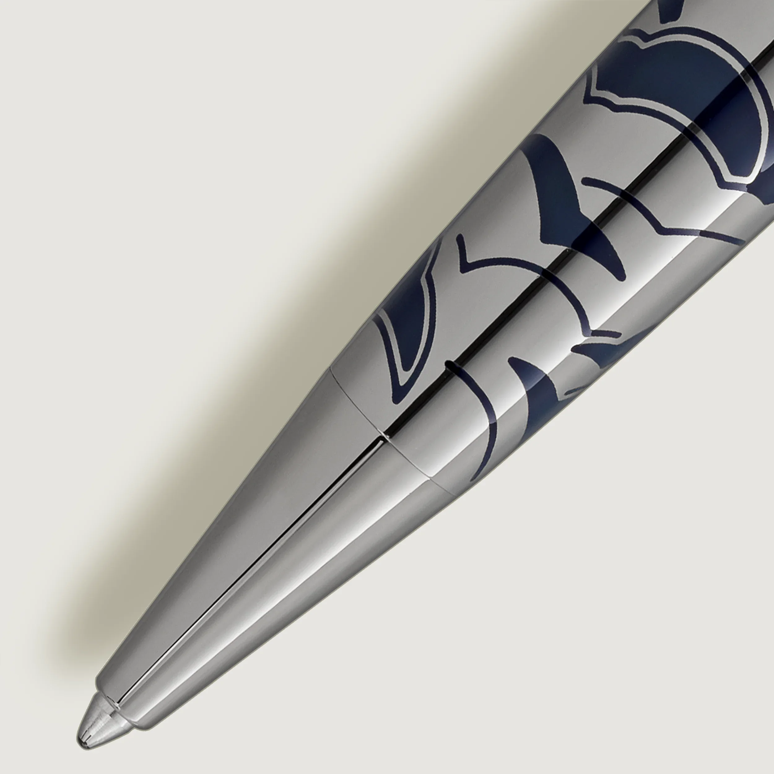 Montblanc Meisterstück Around the World in 80 Days Solitaire Midsize Ballpoint - Image 2