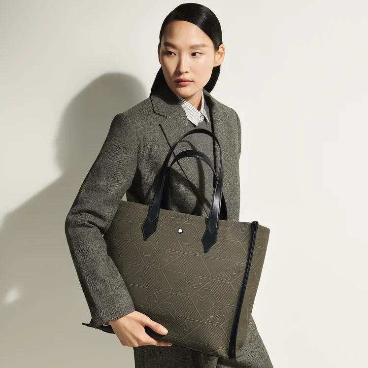 Montblanc 4810 Jacquard Tote - Image 8
