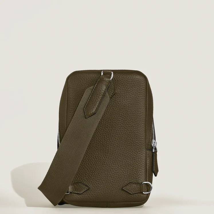Montblanc Khaki On-Body bag - Image 2