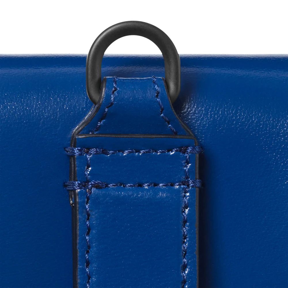 Montblanc Pouch for Apple AirPods Pro Glossy Leather Extreme 2.0 Blue - Image 5
