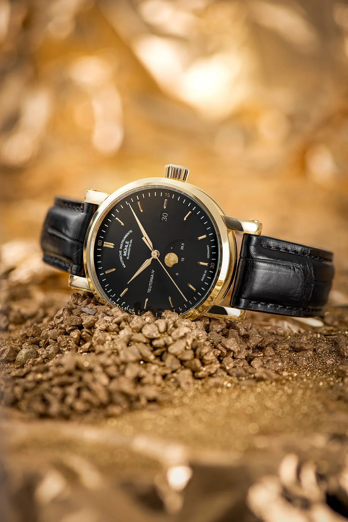 Muhle Glashutte Teutonia IV Moonphase Gold Limited Edition - Image 2
